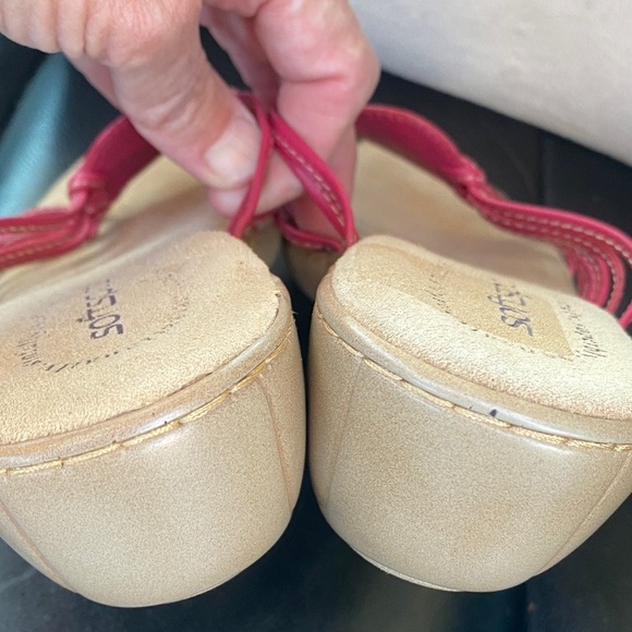 Softspots Women's Pink Strappy Slide (7) Sandals - Picture 5 of 9